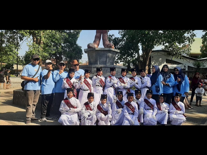 LOMBA GERAK JALAN